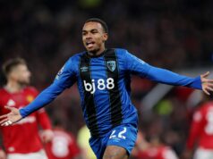 Bývalému útočníkovi Lorientu sa podaril vzácny počin v Premier League Eli Junior Kroupi má za cieľ hrať na majstrovstvách sveta s Francúzskom