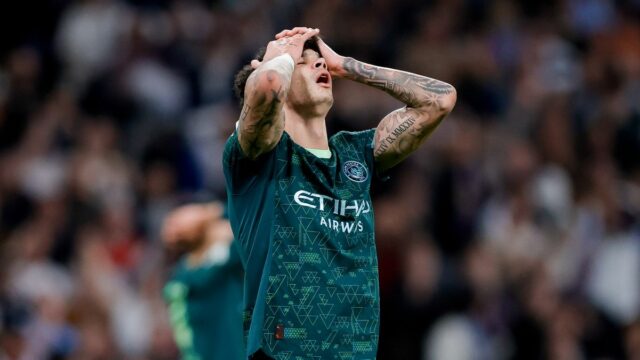 Ruben Dias reaguje, keď Man City porazil Real Madrid