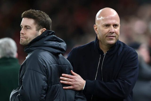 Fabian Hurzeler chváli „neuveriteľného“ Arneho Slota pred súbojom s Liverpoolom Fabian Hurzeler chváli „neuveriteľného“ Arneho Slota pred súbojom s Liverpoolom