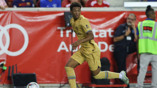 Fabrizio Romano poskytuje aktuálne informácie o prenasledovaní Alejandra Baldeho zo strany Manchestru United
