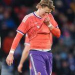 Scott McTominay odchádza z ihriska v Hampdene po tom, čo nedokázal zasiahnuť dánske výšiny