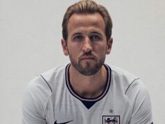 Fanúšikovia Anglicka odštartujú „roztrhnutím“ súpravy nohavíc Three Lions World Cup za 175 libier Harry Kane v novom drese