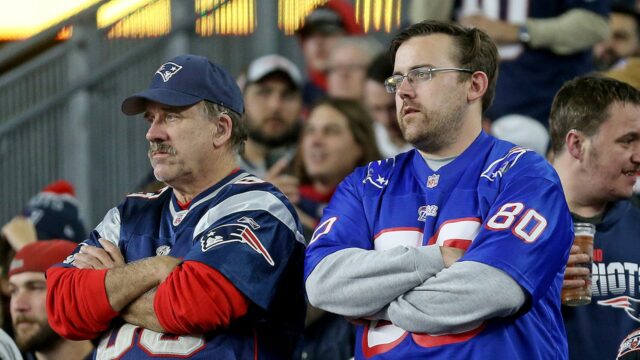 Fanúšikovia NFL nazývajú streamingovú stratégiu ligy „chytaním peňazí“, pretože ceny stúpajú
