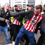 Fanúšikovia Sunderlandu a Newcastlu sa pred derby Tyne-Wear stretli v nepríjemných scénach