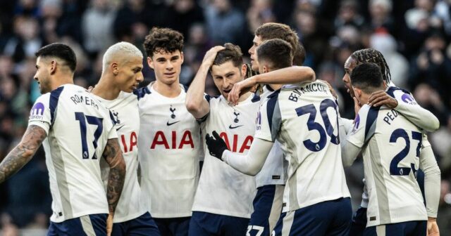 Fanúšikovia Tottenhamu ohromení ako súčasný hráč medzi kandidátmi na prevzatie funkcie nového manažéra | Futbal | Šport
