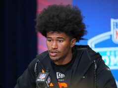 Fanúšikovia chvália KC Concepcion viazaný na NFL za to, že prekonal ťažké koktanie, aby sa mohol porozprávať s novinármi v Combine NFL nádejný KC Concepcion otvorene prehovoril o svojom celoživotnom boji s koktaním