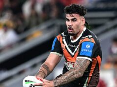 Footy hviezda Terrell May hovorí o úniku intímneho videa, ktoré ho videlo zavolať právnikov – a ako krok, ktorý urobil na sociálnych sieťach, viedol k divokým fámam Hviezda NRL Terrell May sa zaoberal únikom intímneho videa, na ktorom sa skontaktoval s právnikmi – a krokom, ktorý urobil na sociálnych médiách, čo malo za následok niekoľko divokých klebiet od fanúšikov.