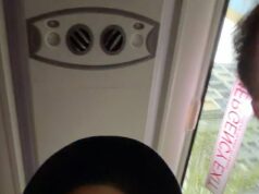 Footy plagátový chlapec Reece Walsh zasiahol jednu z najtvrdších hviezd hry štvorslovnou urážkou Reece Walsh sa zameral na útočníka Melbourne Stefana Utoikamanu štvorslovnou urážkou na Instagrame (na obrázku) pred ich odvetou vo veľkom finále vo štvrtok večer.