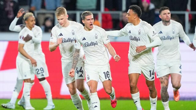 Forest, Palace čoskoro ukončí európske eskapády po tom, čo sa len tesne vyhne posledným úderom v demoralizujúcich obdobiach
