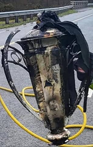 Fotografia odhaľuje rozsah poškodenia trofeje Six Nations po požiari diaľničnej Fotografia odhalila rozsiahle škody na trofeji Six Nations spôsobené náhodným požiarom