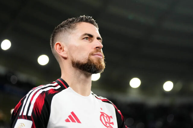 Futbalová hviezda Jorginho volá Chappella Roana po tom, čo bezpečnostná Snímka Jorginho príbehu Instagramu.