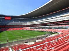 Futbalový fanúšik zomrel v dejisku majstrovstiev sveta 2026 po hroznom páde zo sedadla Celkový pohľad na štadión Banorte