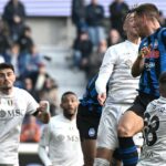 Mario Pasalic z Atalanty strelil gól počas zápasu Serie A medzi Atalanta BC a SSC Neapol