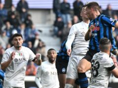 Futbalový fanúšik „bodnutý“ manželkou, ktorá si myslela, že VAR zúrivosť je urážkou namierenou proti nej Mario Pasalic z Atalanty strelil gól počas zápasu Serie A medzi Atalanta BC a SSC Neapol