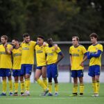 Hashtag United (na snímke z roku 2020) prehral v sobotu 7:0 po tom, čo požiadal o zostup zo siedmej ligy anglického futbalu.