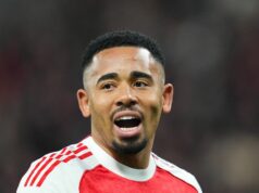Gabriel Jesus sa smial spoluhráčom z Arsenalu pre ambície na titul Gabriel Ježiš