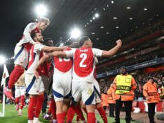 Gary Neville kritizuje „predvídateľný“ Arsenal po ďalšom zlomovom zákroku proti Chelsea Gary Neville kritizuje „predvídateľný“ Arsenal po ďalšom zlomovom zákroku proti Chelsea