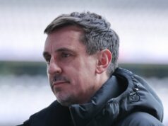 Gary Neville víta hviezdu Man Utd, ktorá umlčala pochybnosti Michaela Carricka – „Enormne vylepšené“ Gary Neville