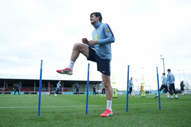 Harry Maguire o Tuchelovom telefonáte v Anglicku, „úžasný“ Carrick a Harry Maguire na tréningu pre Anglicko v St George's Park (FA cez Getty Images)