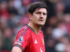 Harry Maguire vo Svetovom pohári pochybuje po tom, čo obvinenie z gréckeho útoku spôsobilo Anglicku bolesť hlavy Harry Maguire má na konte 64 zápasov v Anglicku