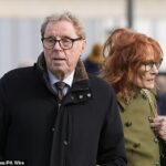 Harry Redknapp sa odmietol zaoberať myšlienkou predaja nádeje na Zlatý pohár The Jukebox Man