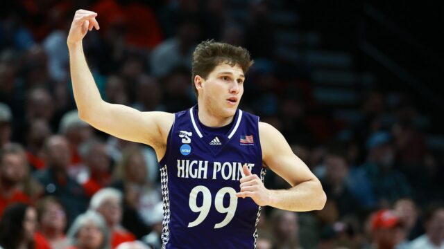 High Point omráči Wisconsin v prvom rozrušení March Madness
