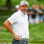 Phil Mickelson sa tento týždeň vracia do akcie pre LIV po absencii kvôli osobnej záležitosti