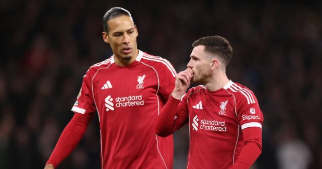 Hodnotenie hráčov Liverpoolu proti Wolves ako dva flop 4/10 s Hodnotenie hráčov Liverpoolu proti Wolves ako dva flop 4/10 s ponižujúcou prehrou 2:1