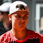 Holger Rune odišiel „naozaj vystrašený“, pretože uviazol v Katare uprostred „brutálneho“ konfliktu