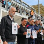 Hráči Iránu si uctia údajné detské obete vojny pred prípravným zápasom majstrovstiev sveta