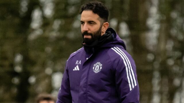 Hlavný tréner Manchestru United Michael Carrick počas zápasu Premier League medzi Bournemouthom a Manchestrom United na Vitality Stadium 20. marca 2026 v anglickom Bournemouthe.