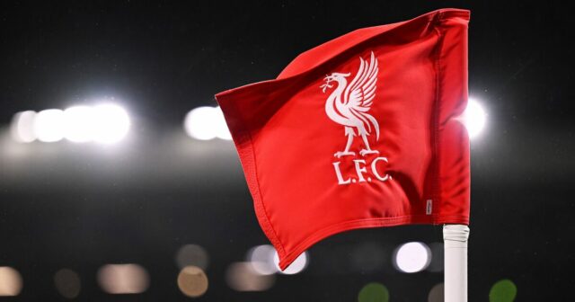 'Hral som 308-krát za Liverpool, ale musel som odísť do dôchodku v 26'|Futbal|Športová aktivita 
