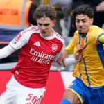 Hviezda Arsenalu „nemožno odolať“, keďže sužovaný šéf Spurs Tudor čelí rastúcim „obavám“