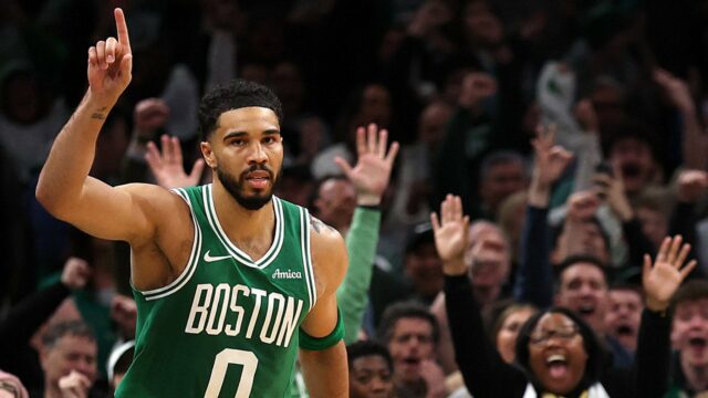 Hviezda Celtics Jayson Tatum uvažuje o „emocionálnom“ návrate do NBA
