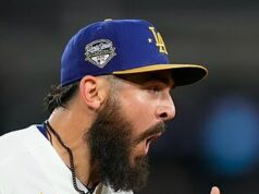 Hviezda Dodgers Alex Vesia vzdáva hold zosnulej dcérke dojemnou poctou na jeho rukavici pre novú sezónu MLB Alex Vesia nesie spomienky na svoju zosnulú dcéru na súprave nových, prispôsobených rukavíc