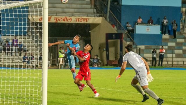 ISL 2025-26: neskorý štrajk Chhangte vyniesol Mumbai City FC remízu proti NorthEast United FC
