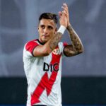 Oscar Trejo dostane veľké vylúčenie.