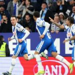 Kike z RCD Espanyol oslavuje strelenie prvého gólu svojho tímu so spoluhráčmi počas zápasu LaLiga EA Sports medzi RCD Espanyol de Barcelona a Real Oviedo na štadióne RCDE 9. marca 2026 v Barcelone v Španielsku.