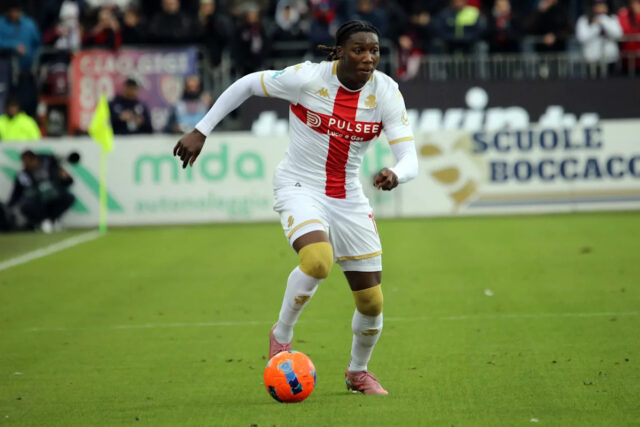 Inter Miláno je blízko na ceste Bývalý obranca Arsenalu ako Media Play Down Špekulácie spájajúce Francúzsko vpred s Juventusom
