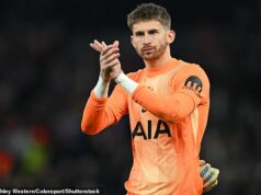 Inter Miláno sa rozhodol podpísať s brankárom Tottenhamu Guglielmom Vicario prekvapivou zmluvu za 17 miliónov libier s oboma stranami, ktoré chcú prerušiť vzťahy po nedávnej zlej forme Guglielmo Vicario prišiel do Tottenhamu za 17,2 milióna libier z Empoli v lete 2023