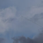 Irán sa prihlásil k raketovým útokom na kľúčové izraelské vojenské základne | Konflikt