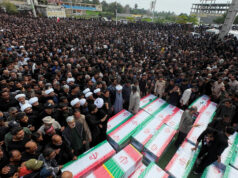 Irán smúti nad 165 dievčatami, ktorých personál zahynul pri americko-izraelskom útoku na školu v Minab | Izraelsko-iránsky konflikt Irán smúti nad 165 dievčatami, ktorých personál zahynul pri americko-izraelskom útoku na školu v Minab | Izraelsko-iránsky konflikt