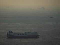 Irán tvrdí, že „nepriateľské“ lode môžu bezpečne prejsť cez Hormuzský prieliv | Americko-izraelská vojna proti Iran News Irán tvrdí, že „nepriateľské“ lode môžu bezpečne prejsť cez Hormuzský prieliv | Americko-izraelská vojna proti Iran News