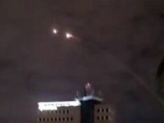 Iránske rakety zachytené nad stredným Izraelom | Izraelsko-iránsky konflikt Iránske rakety zachytené nad stredným Izraelom | Izraelsko-iránsky konflikt