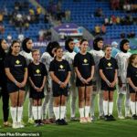 Iránska futbalová reprezentácia odmietla v pondelok večer pred prvým zápasom Ázijského pohára na Gold Coast zaspievať svoju národnú hymnu (na snímke)