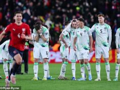 Írske penaltové bolesti v Prahe – Ako boli The Boys in Green vyhodnotení ako sen o majstrovstvách sveta, prekazilo Česko v dramatickom rozstrele Skľúčení hráči Írska po prestrelke