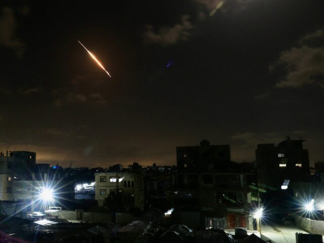 Izrael zabíja otca a dcéru v Gaze, zatiaľ čo genocída pokračuje uprostred širšej vojny | Správy o konflikte medzi Izraelom a Palestínou
