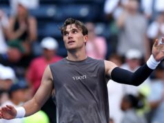 Jack Draper sa vynorí z pekla zranení, aby začal obhajovať titul v Indian Wells – ale cesta vpred nie je ani zďaleka priamočiara Jack Draper sa stal piatym Britom, ktorý vyhral trofej Masters 1000 - a dostal sa do prvej desiatky - víťazstvom v Indian Wells (Getty Images)
