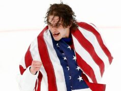 Jack Hughes hovorí, že po olympijskom zlate si dokonca získava lásku od fanúšikov Rangers Jack Hughes hovorí, že po olympijskom zlate si dokonca získava lásku od fanúšikov Rangers