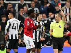 Jacob Ramsey bol poslaný na potápanie proti Man Utd, pretože hviezda Newcastlu dostala okamžitú podporu Jacob Ramsey bol poslaný na potápanie proti Man Utd, pretože hviezda Newcastlu dostala okamžitú podporu